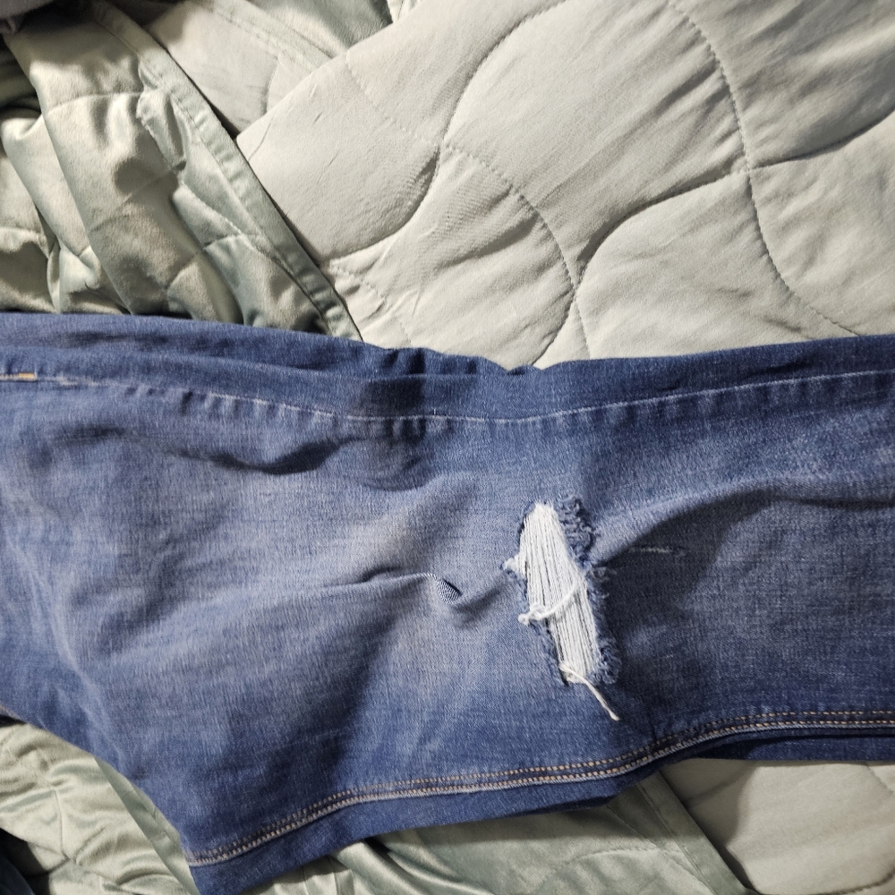 Sz16- Old Navy Rockstar Super Skinny High Rise